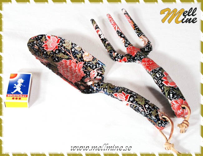 Blommig spade och kratta, r�d/m�rkbl�