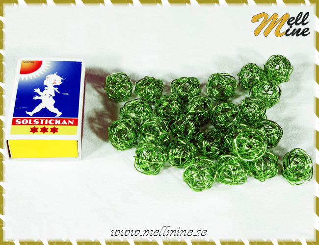 Dekorationsbollar, metall - gr�na 1,5 cm