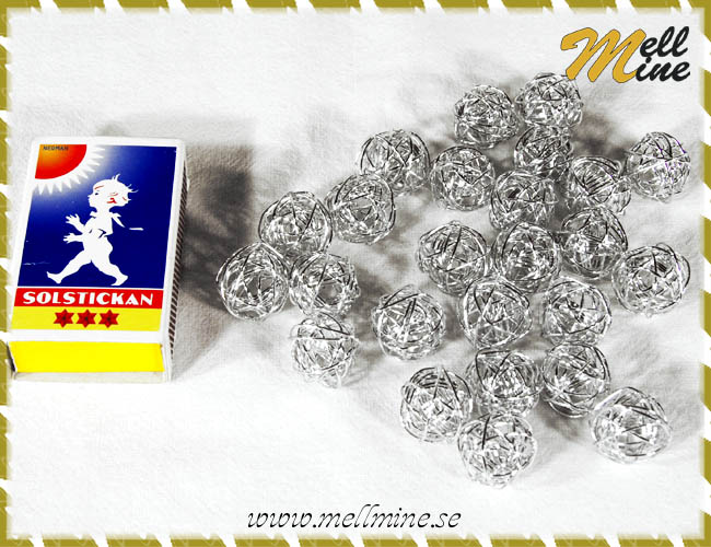 Dekorationsbollar, metall - silverf�rgade 1,5 cm