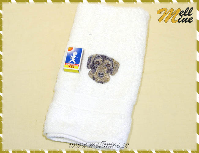 Broderad handduk 50x70 cm, Str�vh�rig tax - offwhite
