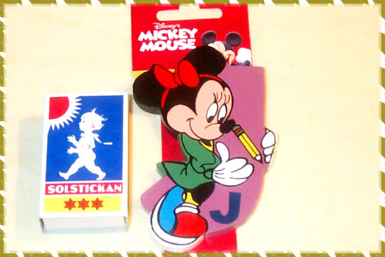 Tr�bokstav, Disneyfigur - J