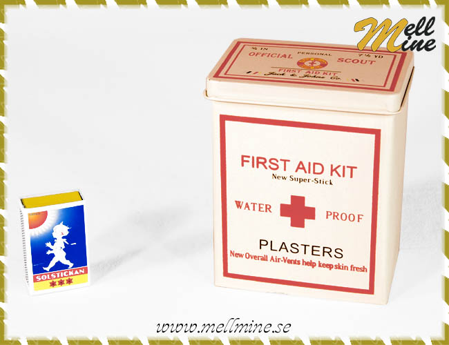Pl�tburk, First aid kit - Plasters