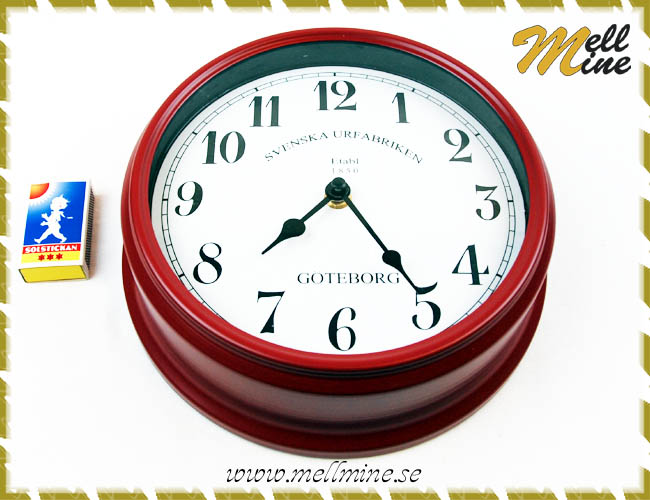 V�ggklocka djup - r�d
